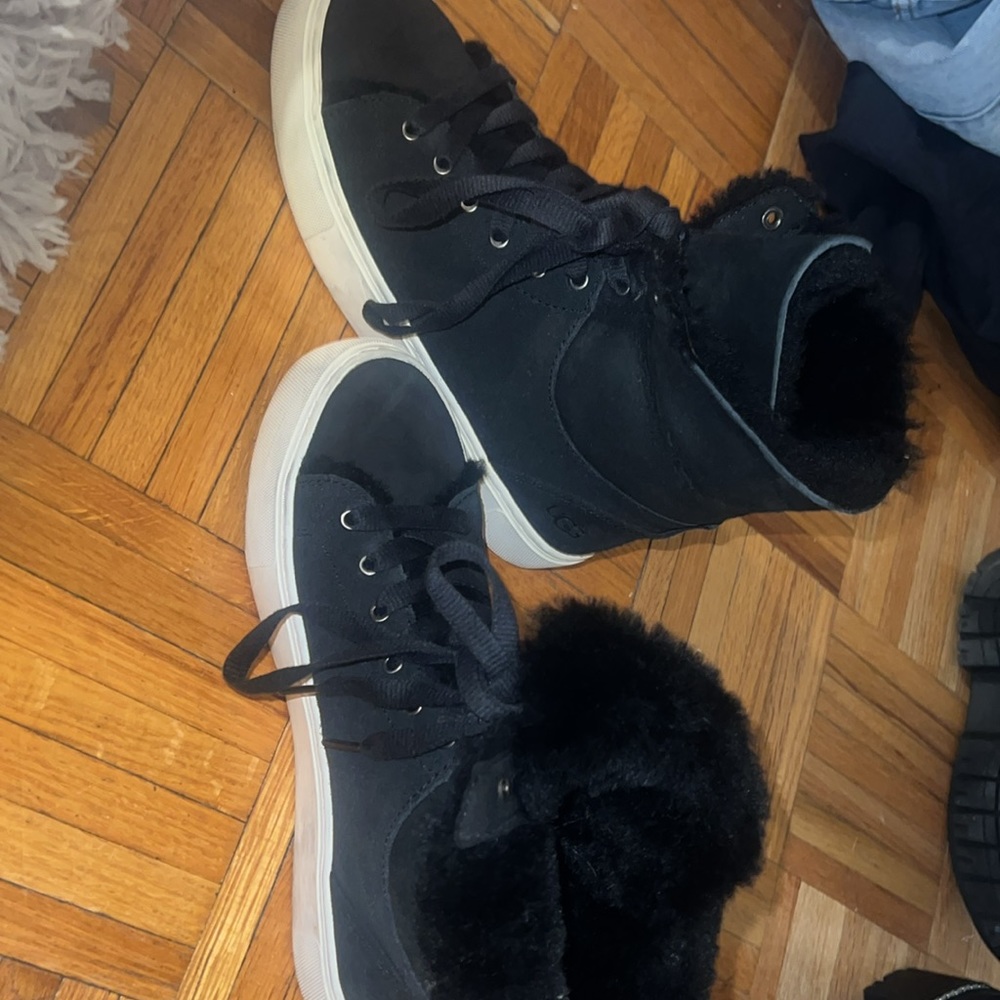 Ugg Sneaker - image 2